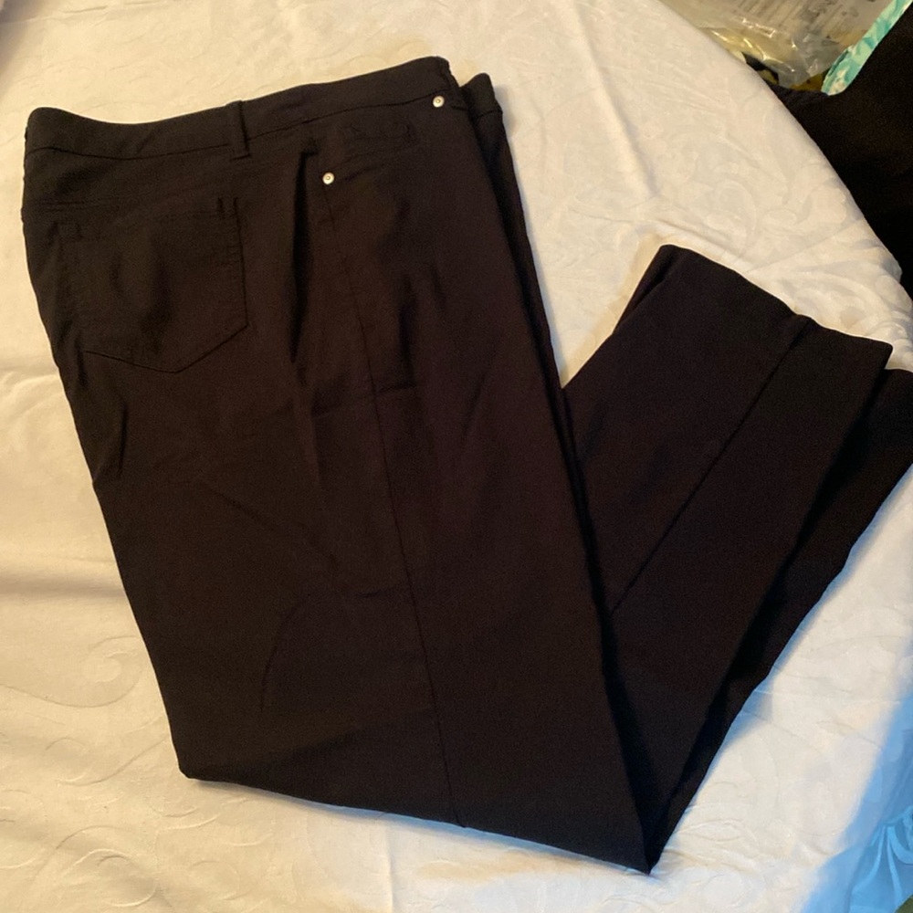 Alia black size 16 stretch jeans looks like five pocket,